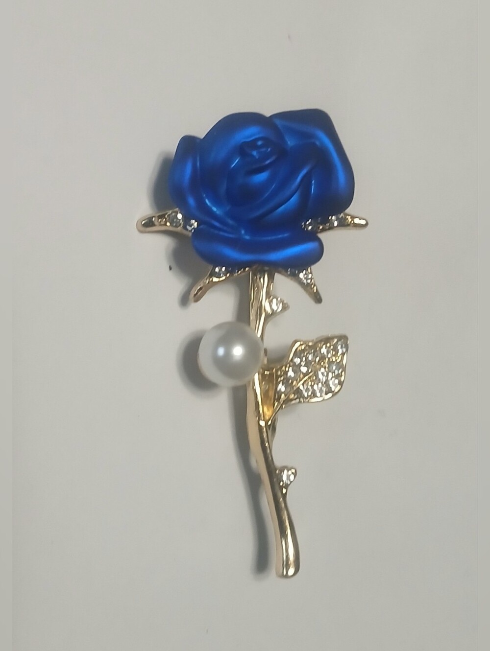 NWOT Royal Blue Rose Brooch